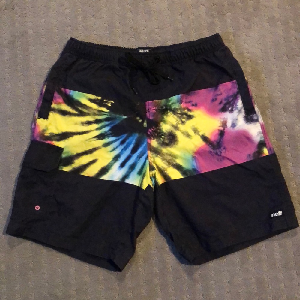 Neff Men’s Medium Swim Trunks Shorts Steve Aoki
